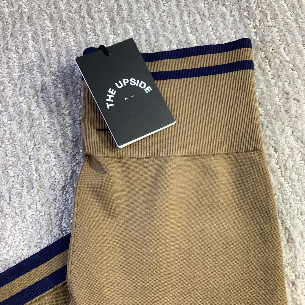 The Upside Form Seamless Midi Pant‎ Mocha Navy Striped Leggings Size 6 NWT